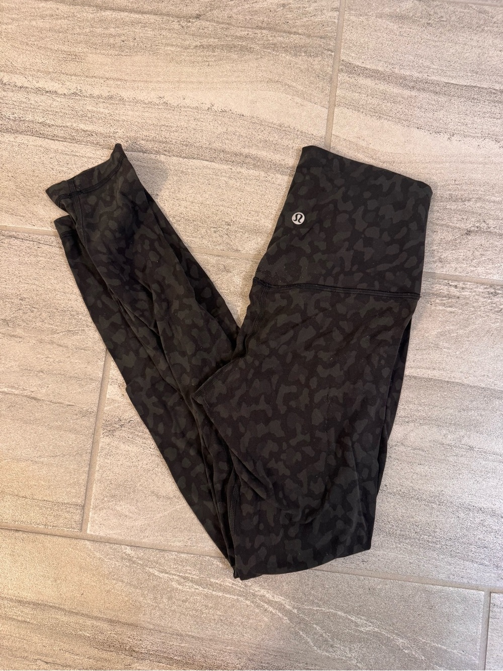 lululemon align leggings - Picture 1 of 3